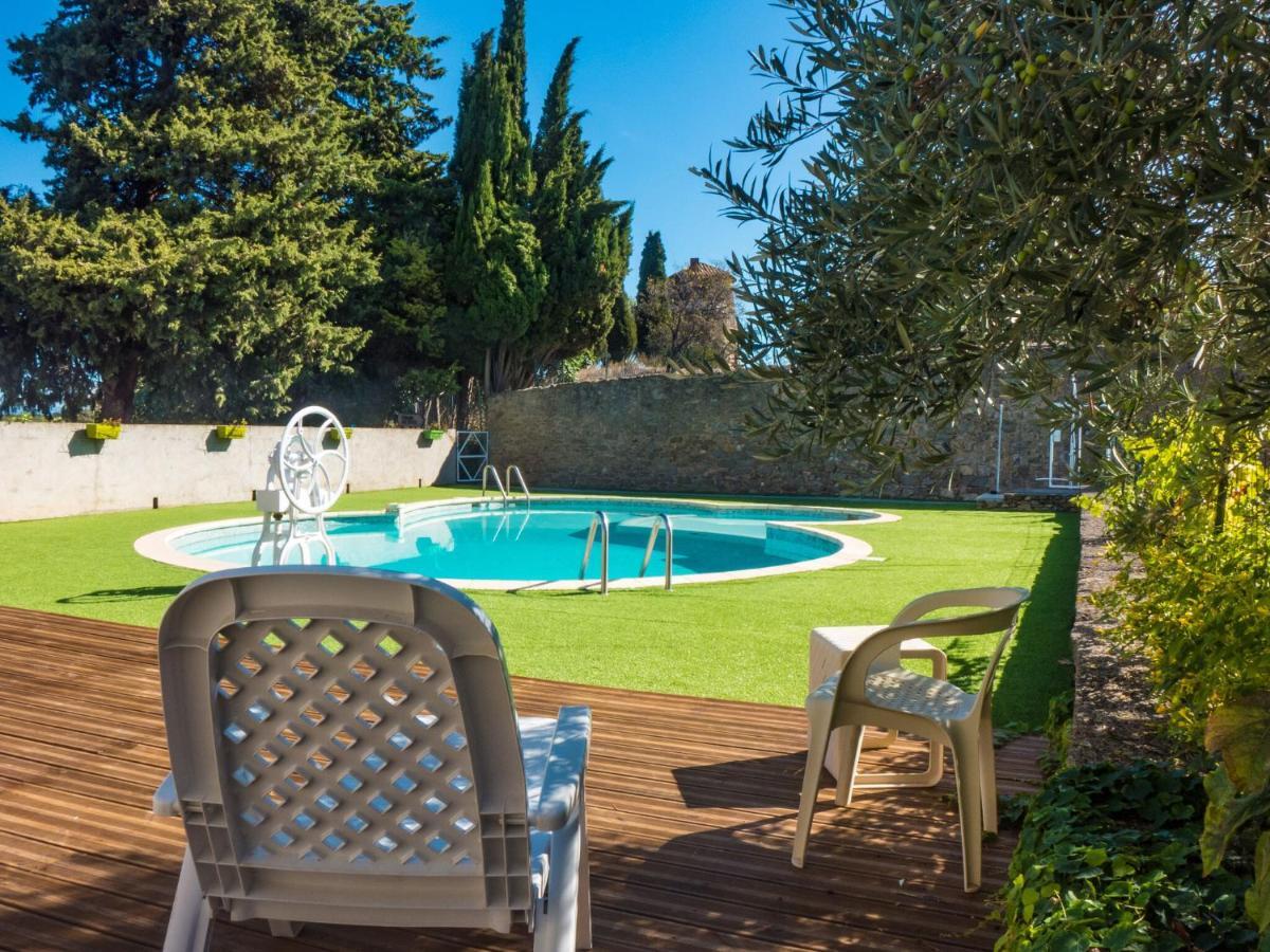 Cosy Holiday Home With Swimming Pool Montbrun-des-Corbières Exteriör bild